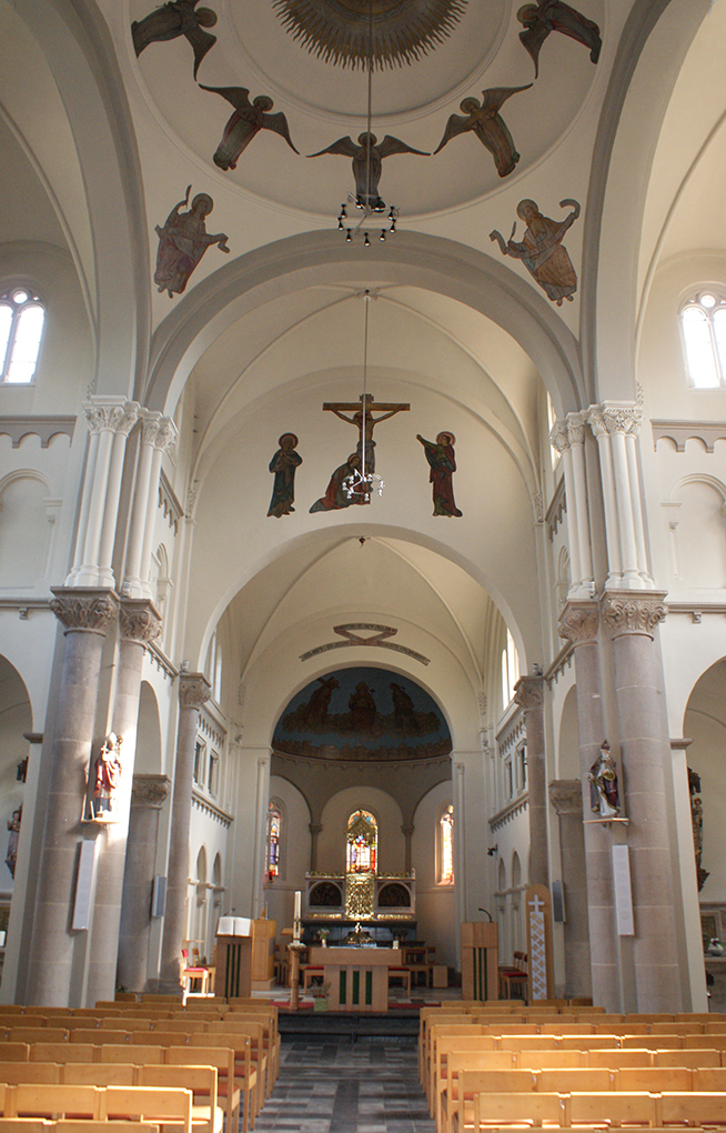 Interieur van de kerk sinds de restauratiewerken in 2008.