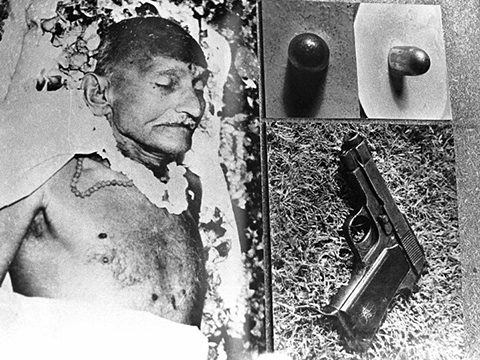 Mahatma Gandhi wordt vermoord