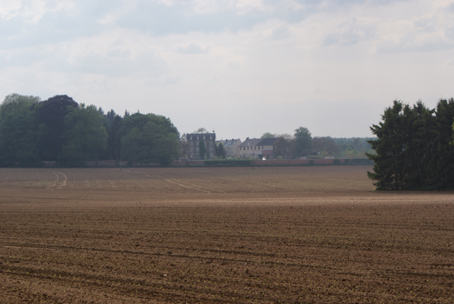 Sint-Jansberg gezien van over de achterliggende velden